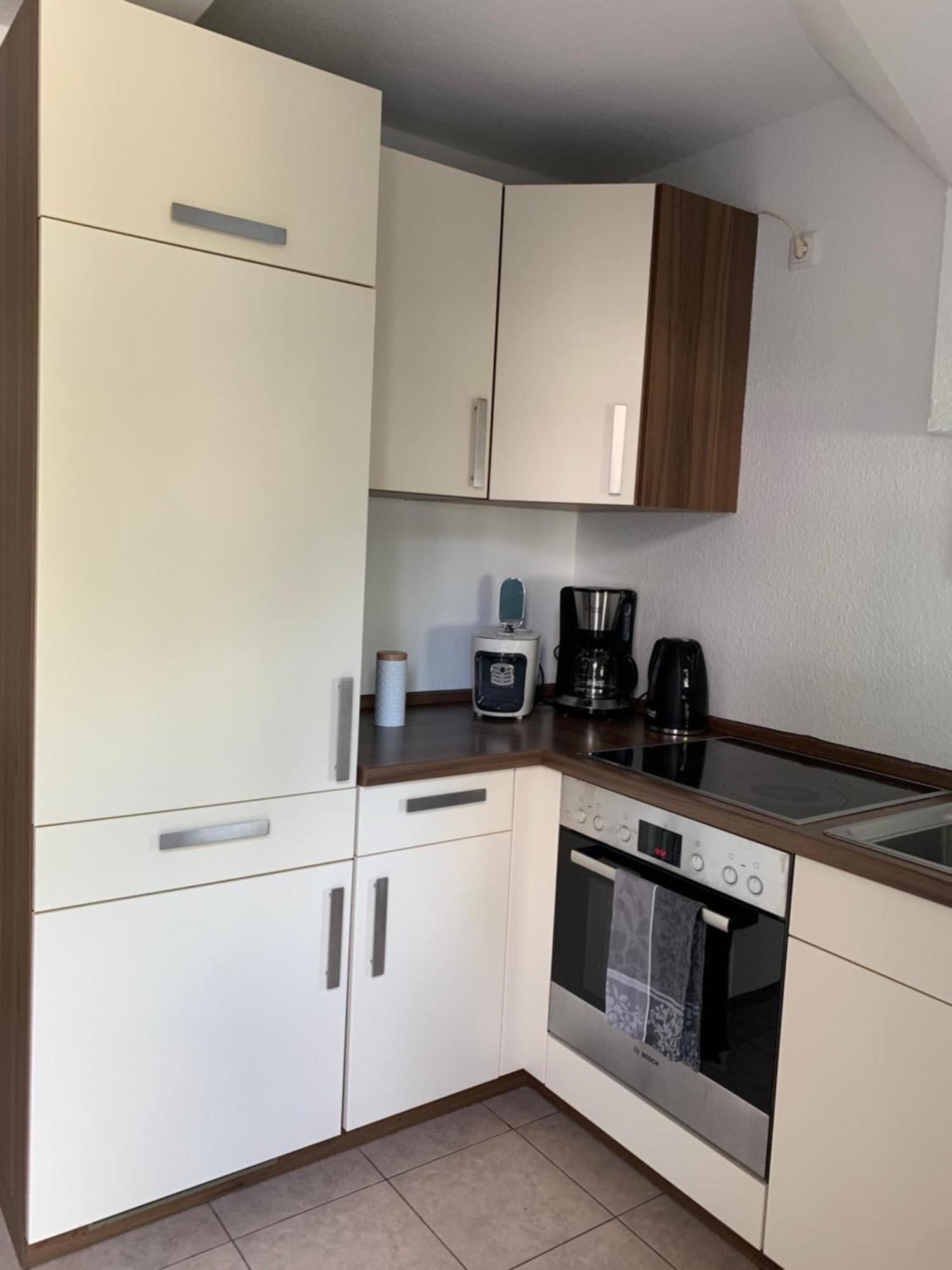 City-Apartment Mit Parkplatz & Fahrradraum! Nur 300M Zum Stadthafen Шверин Экстерьер фото
