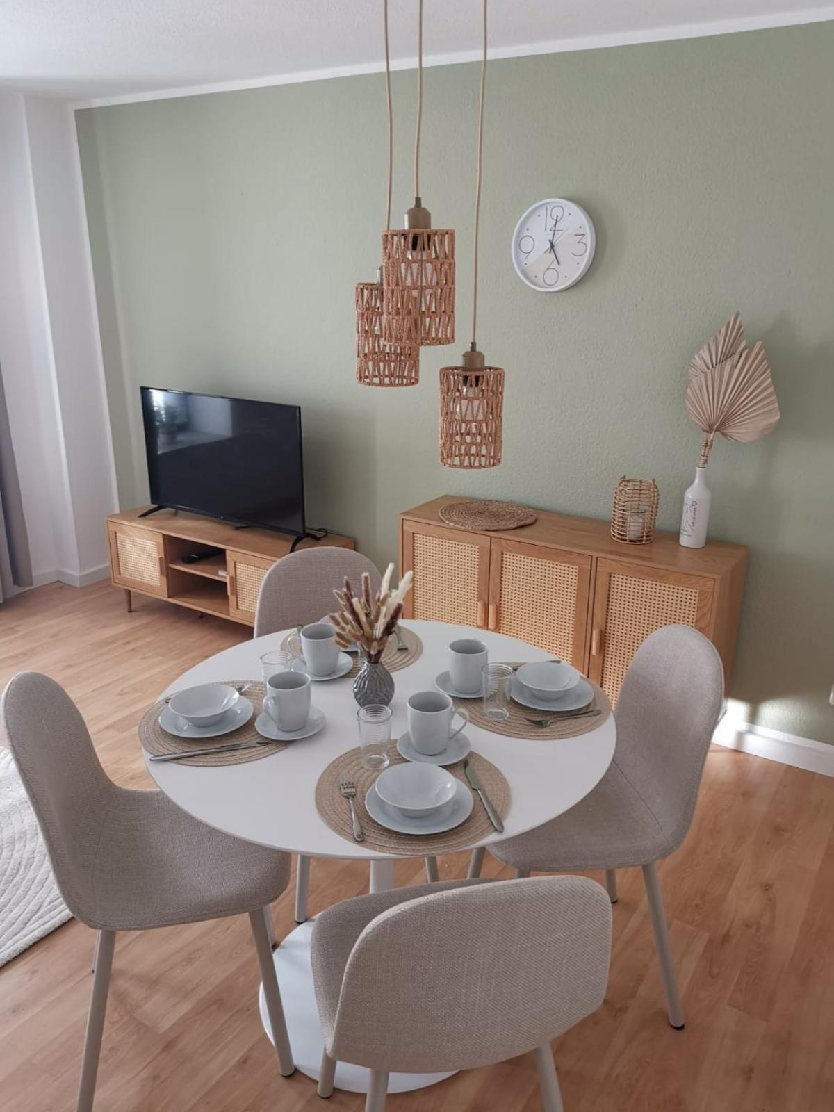 City-Apartment Mit Parkplatz & Fahrradraum! Nur 300M Zum Stadthafen Шверин Экстерьер фото