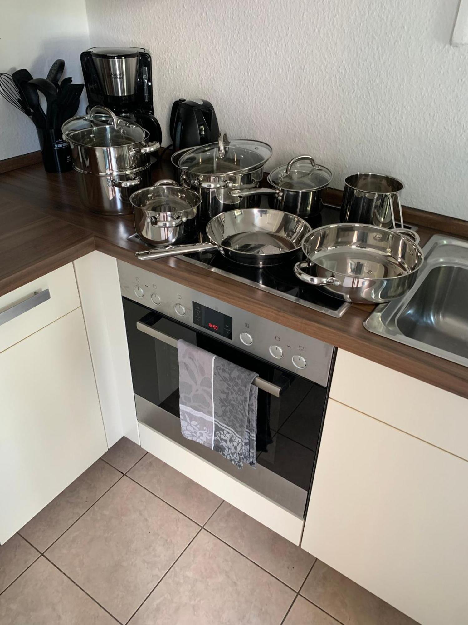 City-Apartment Mit Parkplatz & Fahrradraum! Nur 300M Zum Stadthafen Шверин Экстерьер фото